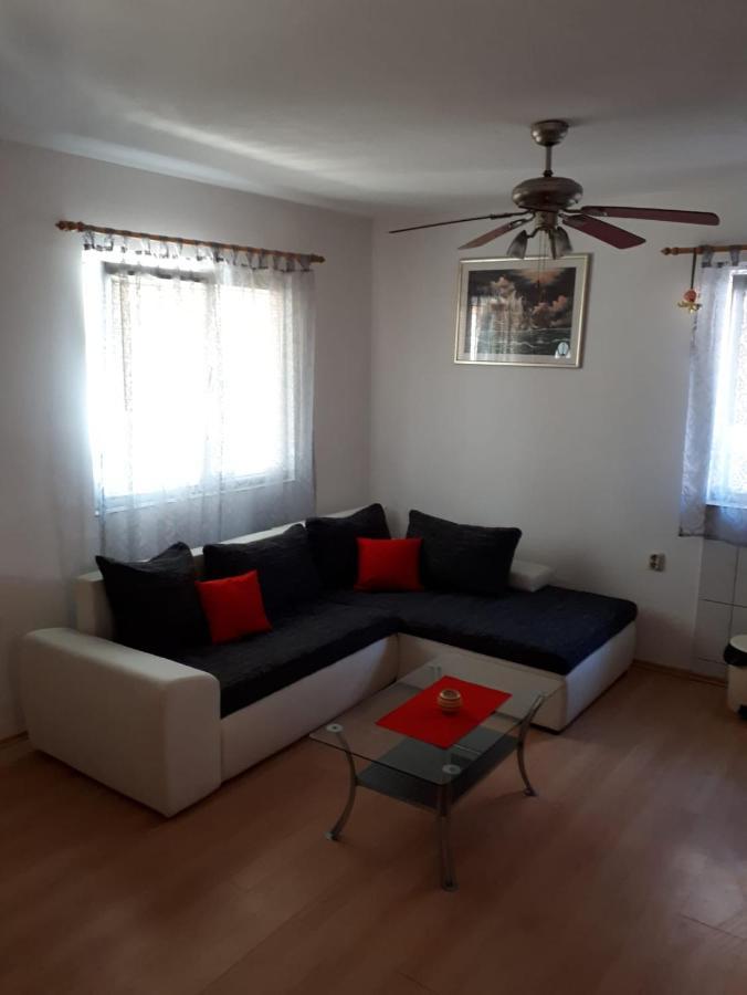 Apartmani Plesa Вир Екстериор снимка
