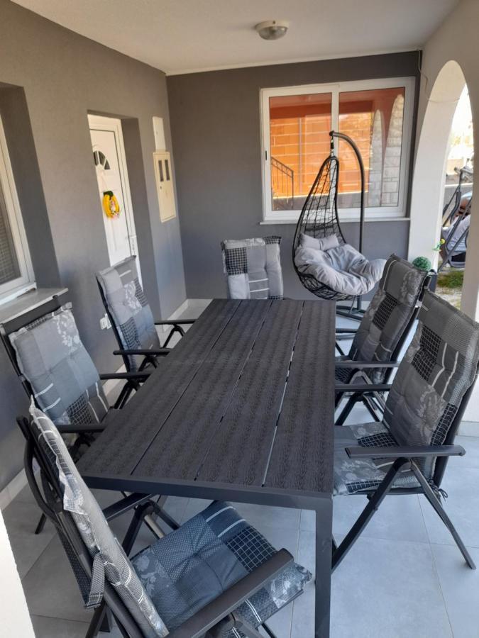 Apartmani Plesa Вир Екстериор снимка
